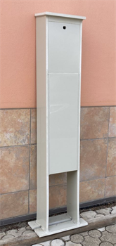 MTL SKP 3.1 - pilíř, sloupek 260x1300x210, plastový, nad zemí 900, UV