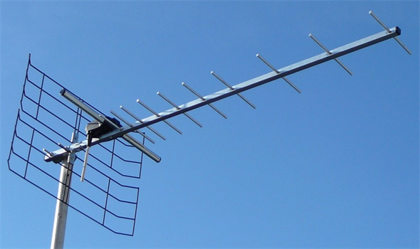 Vaten VT 12 - UHF anténa televizní DVB-T2, zisk 15,7dBi, LTE700 5G, Ff, směrová